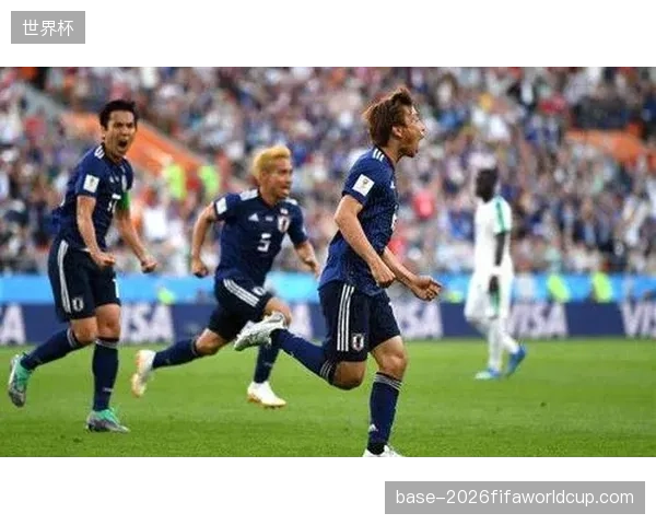 日本队高位防线面临速度冲击考验，如何遏制非洲球队反击成首战关键
